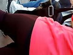 Baixinha de leg na fila HD | xvideosearch.com