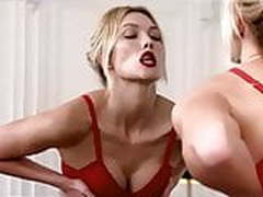 Karlie Kloss Full Video | xvideosearch.com