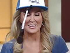 Ainsley Earhardt Tries Eating Oreo HD | xvideosearch.com