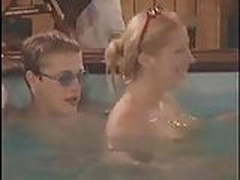 Loana la piscine Hot Clip | xvideosearch.com