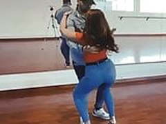 Julia Bayonetta danse sexy Online | xvideosearch.com