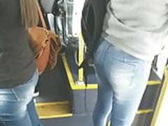 Duas novinhas de uma vez Online | xvideosearch.com