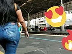 Carnuda deliciosa desfilando jeans colado Online | xvideosearch.com