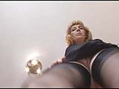 Mature gives asss show Full Video | xvideosearch.com