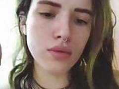 Bella Thorne with green hair Hot Clip | xvideosearch.com