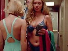 Nicole Eggert, unknown blonde - Baywatch s3e15 Hot Clip | xvideosearch.com