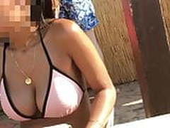 sexy cleavage big tits bikini Online | xvideosearch.com