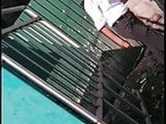 Sri Lankan girl Road show HD | xvideosearch.com