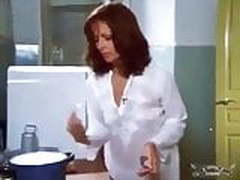 Anna Fonsou To koritsi kai to alogo 6 HD | xvideosearch.com