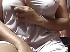 Sri Lankan aunty show his nipple Hot Clip | xvideosearch.com
