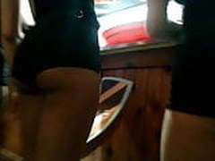 Hooters and buns Free XXX | xvideosearch.com