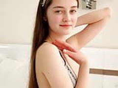 Alissa Maid Free XXX | xvideosearch.com