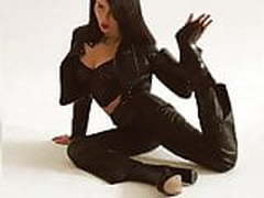 Greta Menchi che posa Full Video | xvideosearch.com