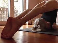 yoga en tanga 2 Hot Clip | xvideosearch.com