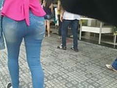 Seguindo umas gostosas Full Video | xvideosearch.com