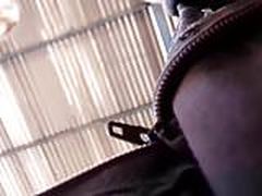 debaixo da saia calcinha branca Online | xvideosearch.com