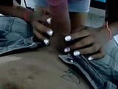 Batendo Punheta para o Namorado Full Video | xvideosearch.com