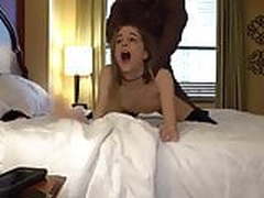 bebe chienne veut coq noir Full Video | xvideosearch.com