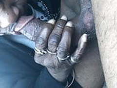 Granny head in car Full Video | xvideosearch.com