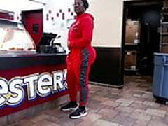 Round mature donk so delicious. Full Video | xvideosearch.com