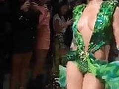 Jennifer Lopez in skimpy green dress, 2019. 01 HD | xvideosearch.com