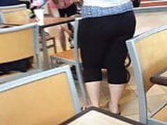 Thick ass milf in spandex Part 1 HD | xvideosearch.com