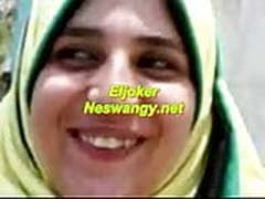 Hot hijab girl outdoor Free XXX | xvideosearch.com