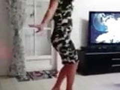 DOLORES GITANA CULONA CON FALDA ESTRECHA GUARRA GITANE Full Video | xvideosearch.com