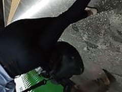 Hot jeans ass girl waiting the train candid voyeur HD | xvideosearch.com