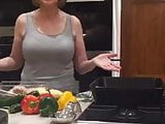 Horny In the Kitchen. Online | xvideosearch.com