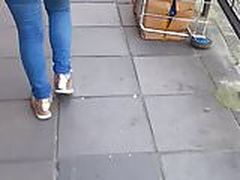 Novinha gostosa de jeans Online | xvideosearch.com