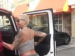 Amber Rose flaunts massive cleave while shopping HD | xvideosearch.com