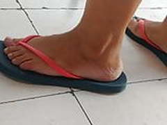 Mature feet HD | xvideosearch.com