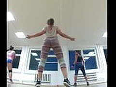 Teen Twerking HD | xvideosearch.com