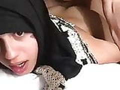 Hijab slut fucked from behind Hot Clip | xvideosearch.com