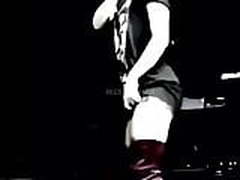 Becky G twerking her nice ass Free XXX | xvideosearch.com