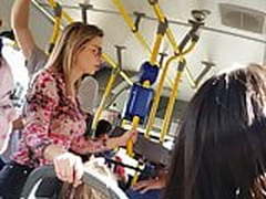 MILF tetudona no onibus Full Video | xvideosearch.com