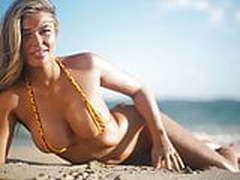 Samantha Hoopes in bkini Full Video | xvideosearch.com