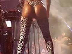 McAnitta Sendo Flagrada Por Tras Mostrando o cu 2 2020 HD Free XXX | xvideosearch.com