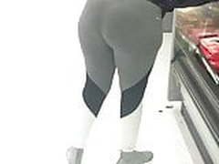 Walked up on a Pretty Ebony in tights 1.0 Online | xvideosearch.com