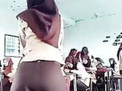 Pr. Turban Butt Asian Chick Shaking Online | xvideosearch.com