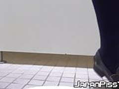 Gorgeous Japanese schoolgirls peeing in public bathroom HD | xvideosearch.com