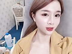 Selfie Hot Clip | xvideosearch.com