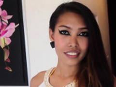 Horny Asian babe slides her panty to the side to fuck HD | xvideosearch.com