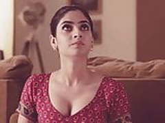 Karishma Sharma sexy as maid HD | xvideosearch.com