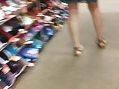 Sexy milfs in summer dresses Free XXX | xvideosearch.com