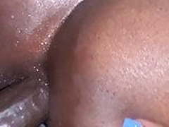 Wet juicy ass makes me remove condom and creampie her ass HD | xvideosearch.com