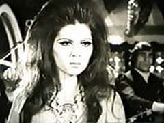 Foroozan in Mikhake Sefid movie Full Video | xvideosearch.com