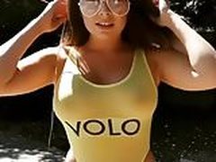 BEAUTIFUL GIRL ASS IN THONG Free XXX | xvideosearch.com