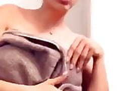 Nice girl sing HD | xvideosearch.com